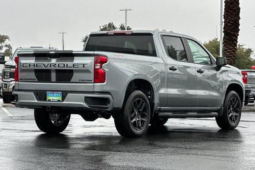 2026 Chevrolet Silverado 1500 Custom