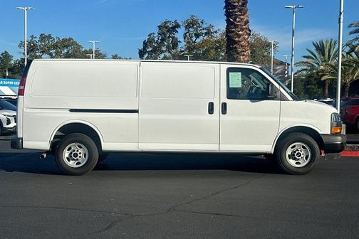 2023 GMC Savana 2500 Work Van