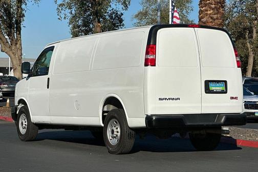 2023 GMC Savana 2500 Work Van