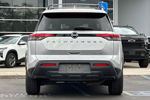 2022 Nissan Pathfinder SV 4WD