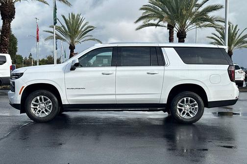 2026 Chevrolet Suburban LS