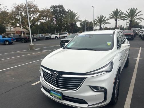 2023 Buick Enclave Essence FWD