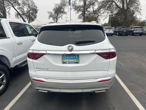 2023 Buick Enclave Essence FWD