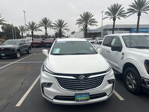 2023 Buick Enclave Essence FWD