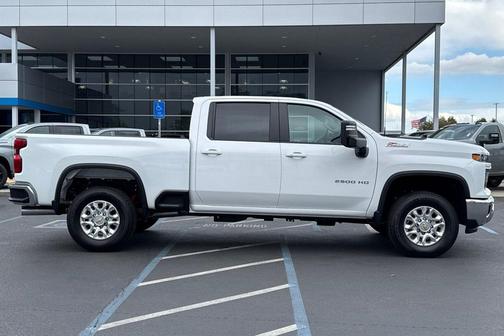 2025 Chevrolet Silverado 2500 LT
