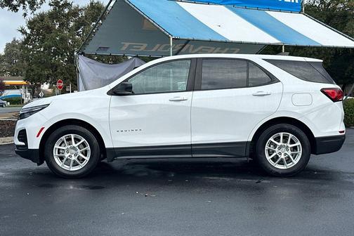 2022 Chevrolet Equinox LS