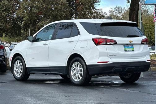 2022 Chevrolet Equinox LS