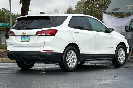 2022 Chevrolet Equinox LS