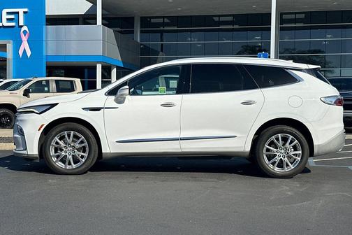 2023 Buick Enclave Essence FWD