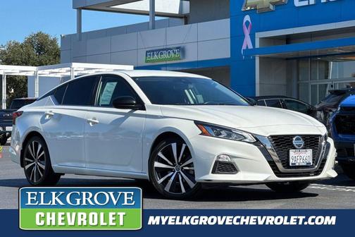 2022 Nissan Altima SR FWD