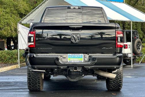 2022 RAM 2500 Limited Crew Cab 4x4 6'4' Box