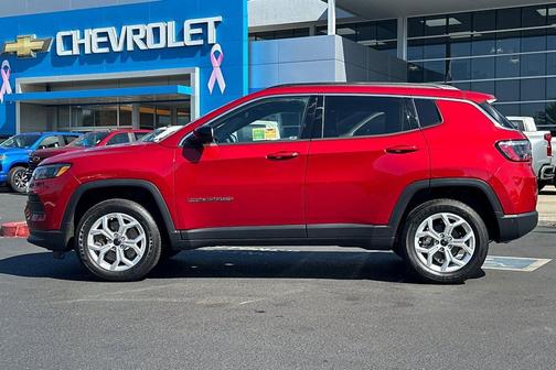 2025 Jeep Compass Latitude