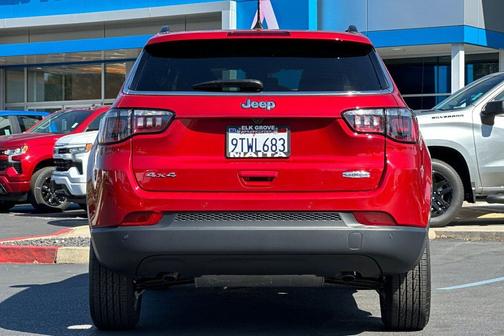2025 Jeep Compass Latitude