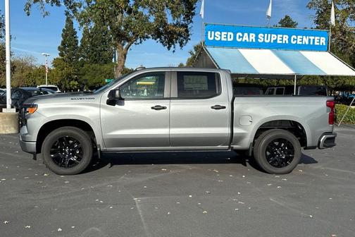 2026 Chevrolet Silverado 1500 Custom