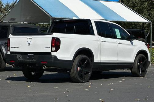 2023 Honda Ridgeline Black