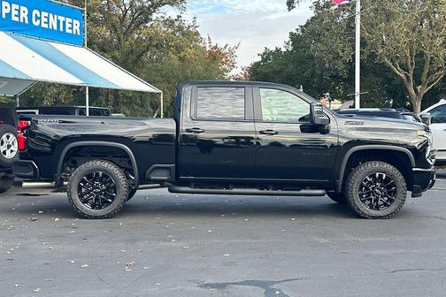 2026 Chevrolet Silverado 2500 LT