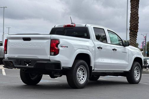 2025 Chevrolet Colorado WT