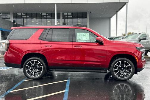 2026 Chevrolet Tahoe 4WD RST