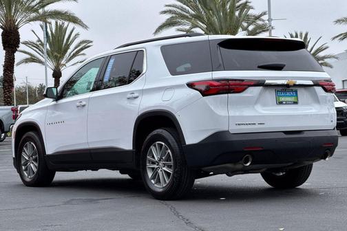 2022 Chevrolet Traverse LT Cloth