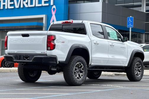 2025 Chevrolet Colorado ZR2