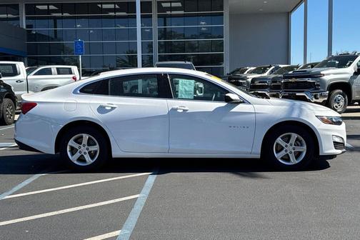2025 Chevrolet Malibu 1LS