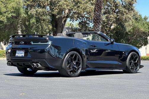 Black 2017 Chevrolet Camaro 1SS