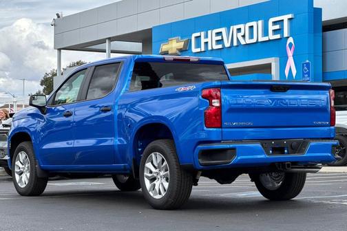2026 Chevrolet Silverado 1500 Custom