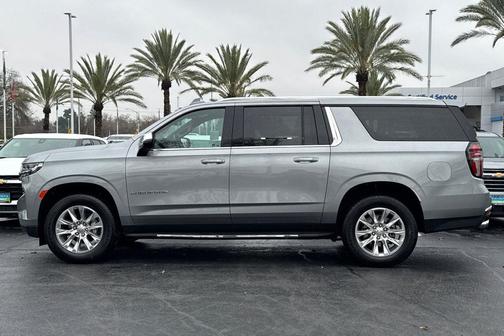 2024 Chevrolet Suburban Premier