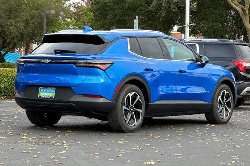 2026 Chevrolet Equinox EV LT