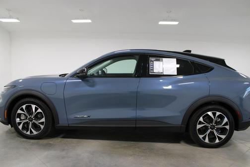 2024 Ford Mustang Mach-E Select