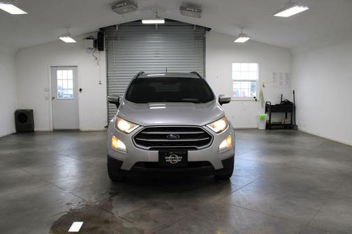 Moondust Silver Metallic 2020 Ford EcoSport SE