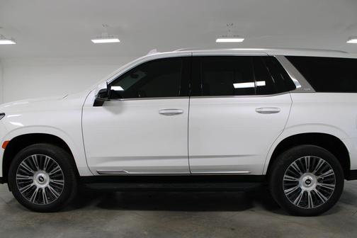 Crystal White Tricoat 2023 Cadillac Escalade Premium Luxury