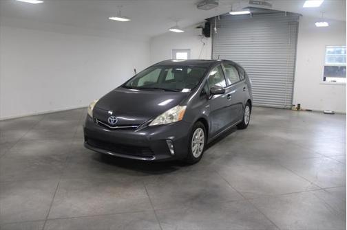 2013 Toyota Prius v Two