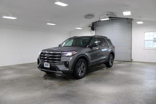 Carbonized Gray Metallic 2026 Ford Explorer Active