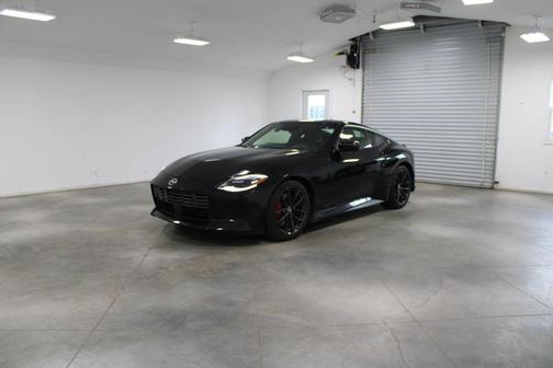Black Diamond Pearl 2024 Nissan Z Performance