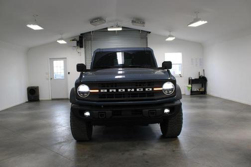 Azure Gray Metallic Tri-Coat 2024 Ford Bronco Black Diamond
