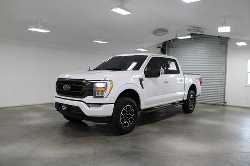 Oxford White 2023 Ford F-150 XLT