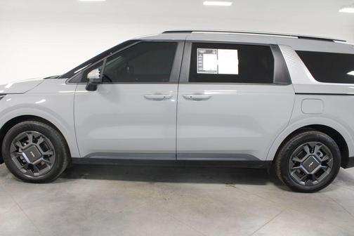 2025 Kia Carnival Hybrid EX