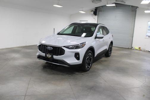 2026 Ford Escape Platinum