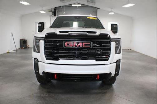 2024 GMC Sierra 2500 AT4