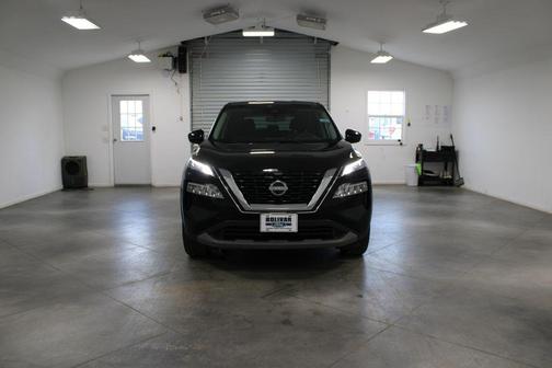 Super Black 2023 Nissan Rogue SV