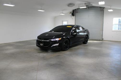 Mosaic Black Metallic 2025 Chevrolet Malibu LT