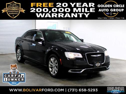Gloss Black 2023 Chrysler 300 Touring