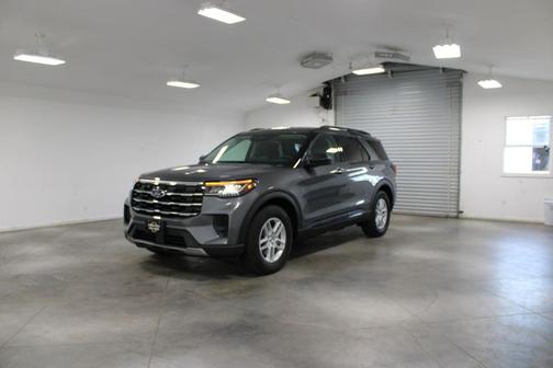 Carbonized Gray Metallic 2026 Ford Explorer Active