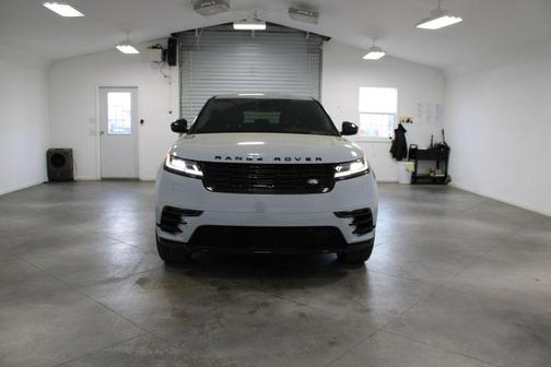 2025 Land Rover Range Rover Velar P250 SE R-Dynamic