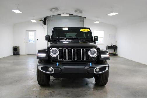 2024 Jeep Wrangler Sahara 4xe