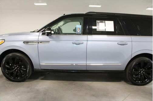 2024 Lincoln Navigator Black Label