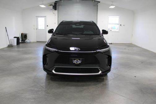 2024 Toyota bZ4X Limited