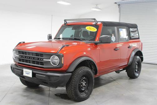 2023 Ford Bronco Base