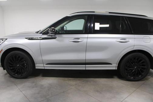 2022 Lincoln Aviator Reserve AWD
